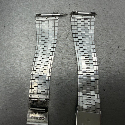 Seiko watch Men 33mm White Textured Dial Silver Tone Date 08425010 New Battery316