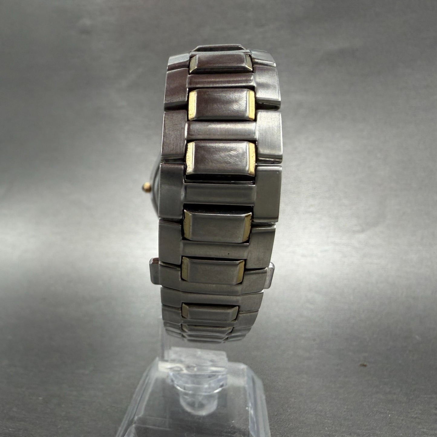 Seiko Watch Men 35mm Black Dial Two Tone Date Round 7N39-08D0 New Battery7