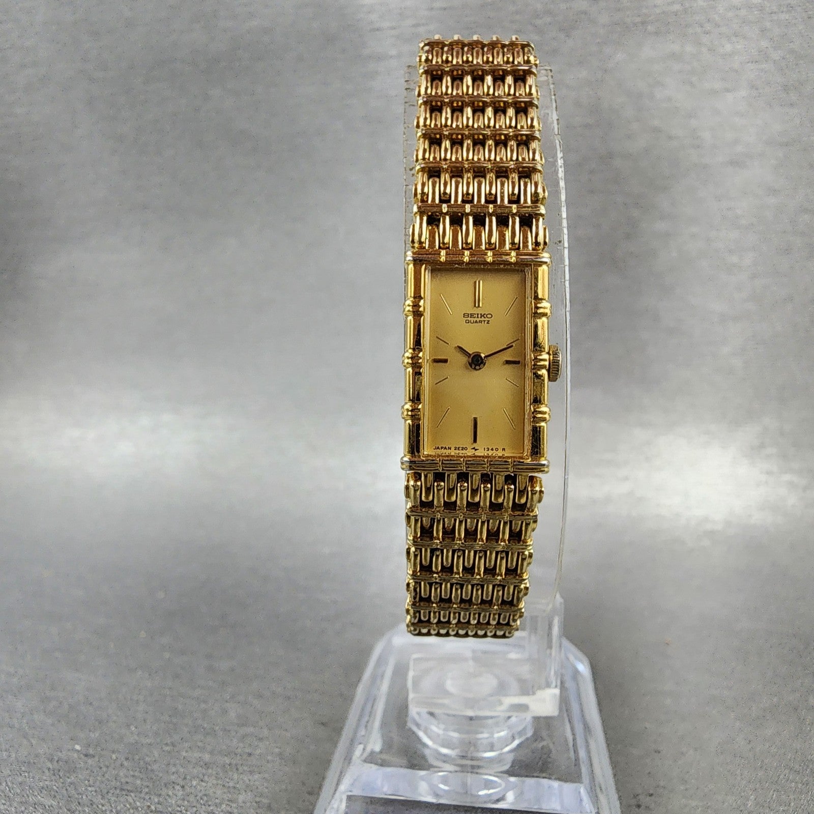 Seiko Tank Watch Women 12mm Champagne Dial Gold Tone 2e206109 New Battery5