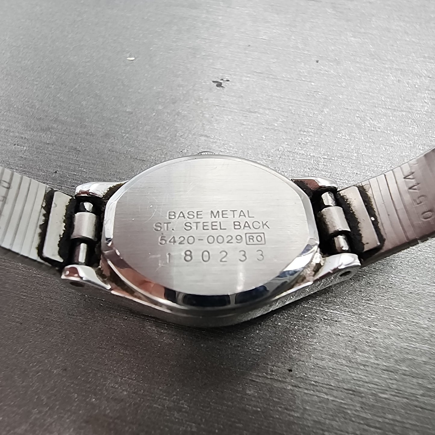 Seiko Watch Women 16mm White Dial Silver Tone Round 54200029 New Battery VTG9