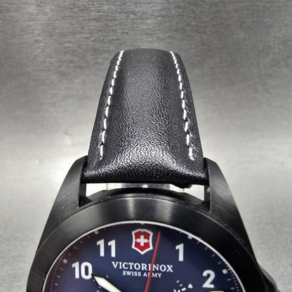Victorinox Swiss Army Heritage Watch Men 41mm Blue Dial Black Date Round New bat4