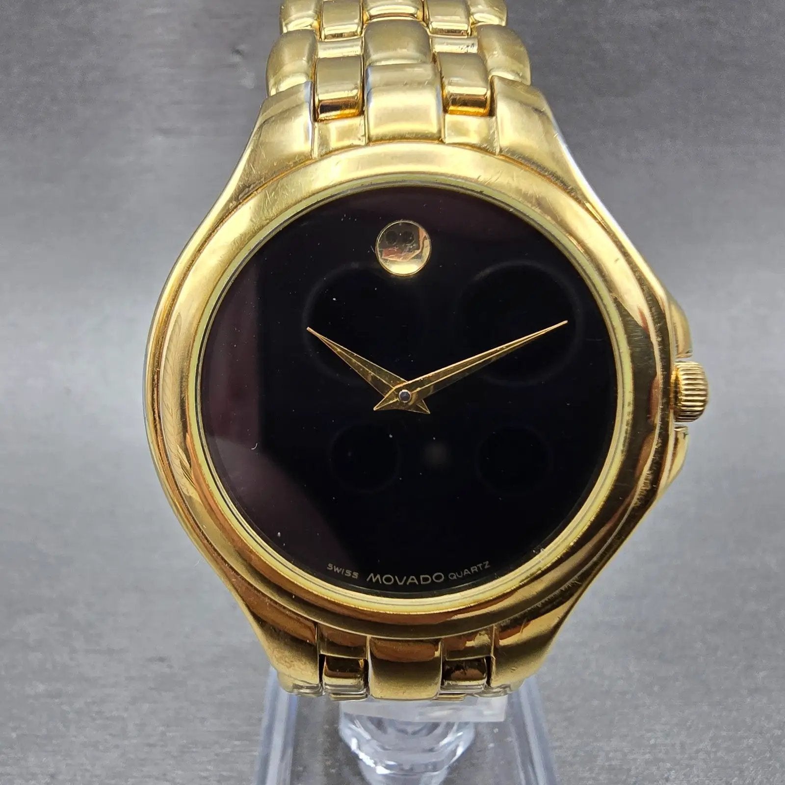 Movado Museum Watch Men 35mm Black Dial Gold Tone Round 88-E4-9872 New Battery0