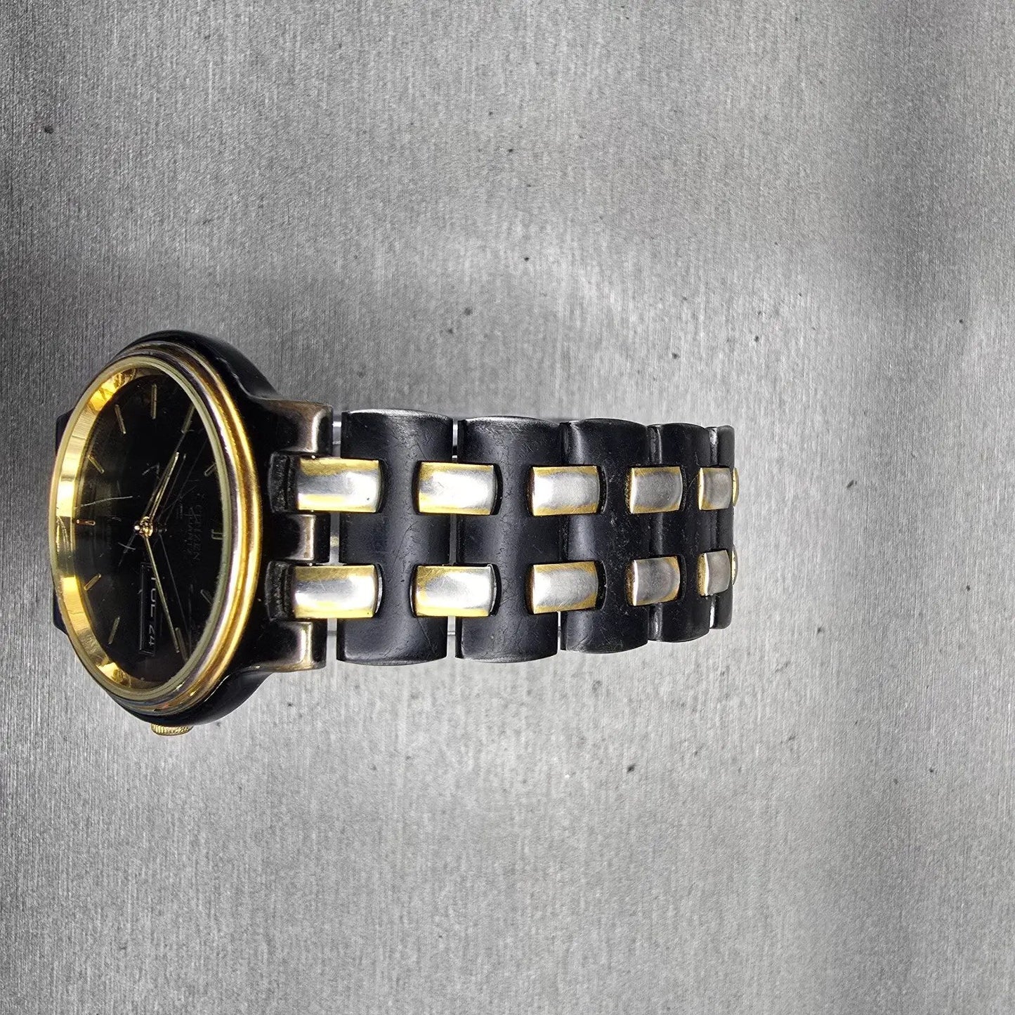 Citizen Watch Men 34mm Black Dial Black & Gold Tone Daydate 6100-G04011 New Batt4