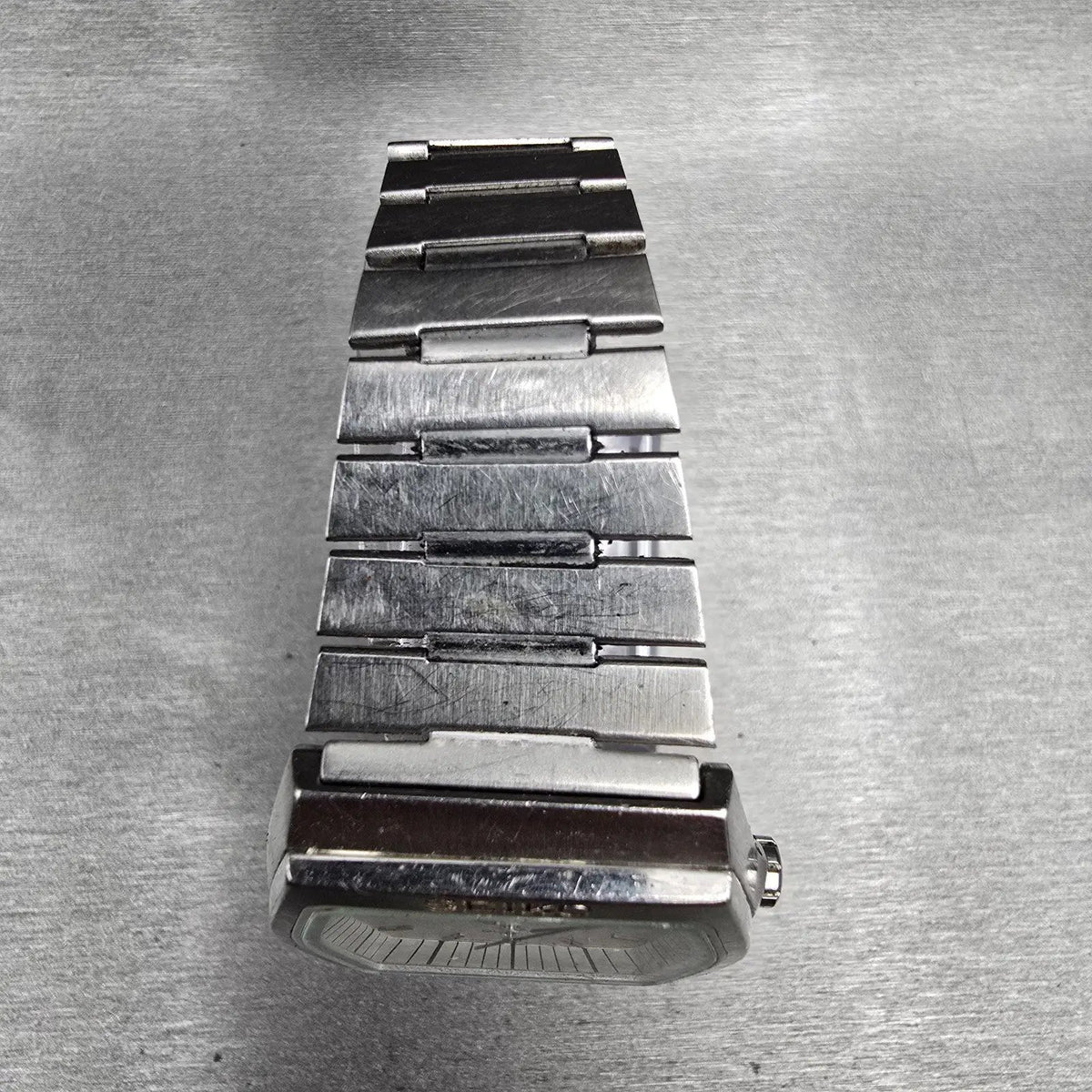 Seiko SQ Watch Men 35mm Silver Dial Silver Daydate Hexagon 7559-5010 New Battery4