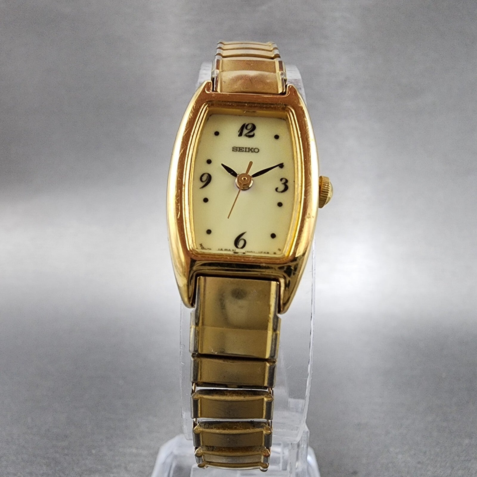 VTG Seiko Watch Women 16mm Cream Dial Gold Tone Rectangle 1N015B79 New Battery5
