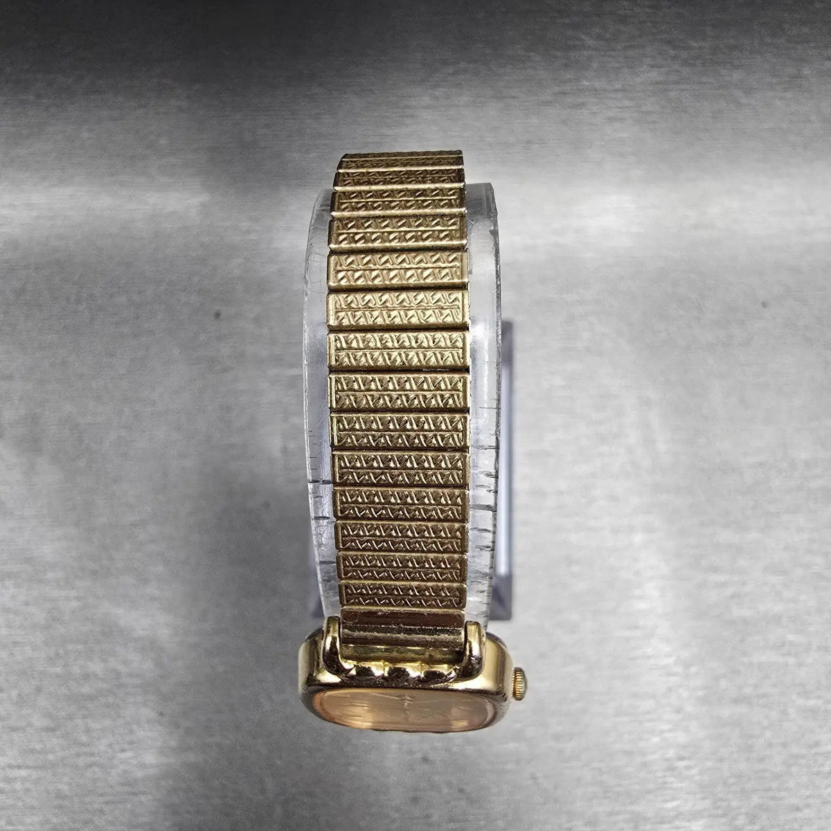 Seiko Watch Women 20mm Champagne Dial Gold Tone Rectangle 2P21-5340 New Battery4