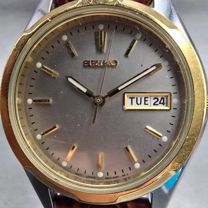 Seiko Watch Men 37mm Silver Dial Two Tone Daydate Round 7N43-8199 New Battery1