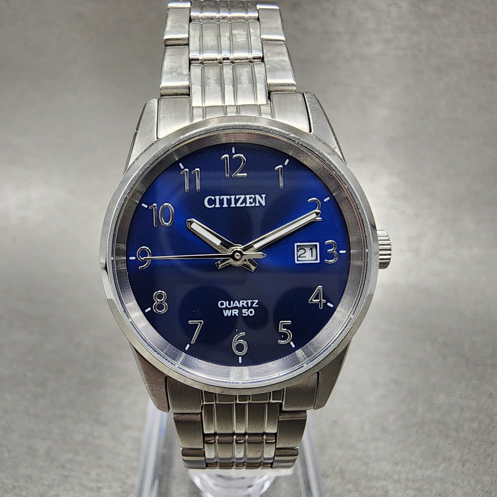 Citizen Watch Women 27mm Blue Dial Stainless Steel Date Round New Battery0