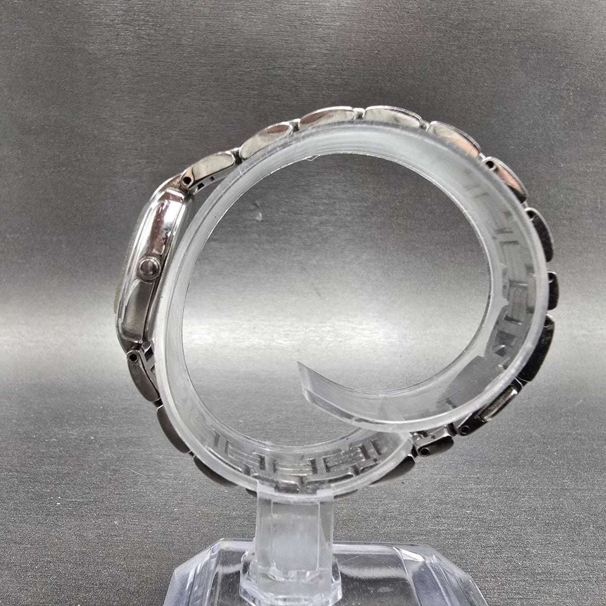 Citizen Eco-Drive Watch Women 18mm Black Dial Silver Tone Oval B023-S019117 Runs6