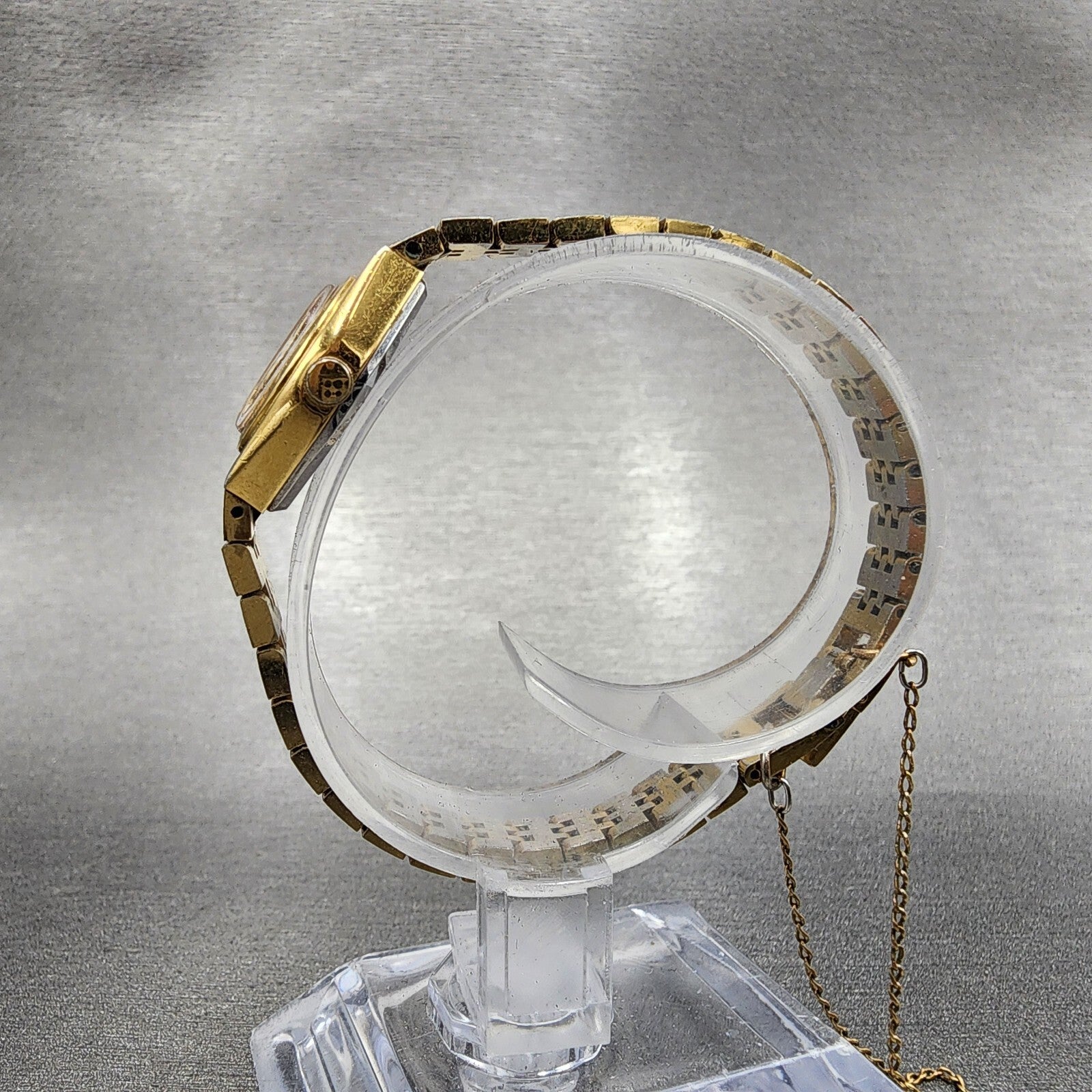 Citizen CQ Watch Women 19mm Cream Dial Gold Tone Round 2030891571 New Battery6