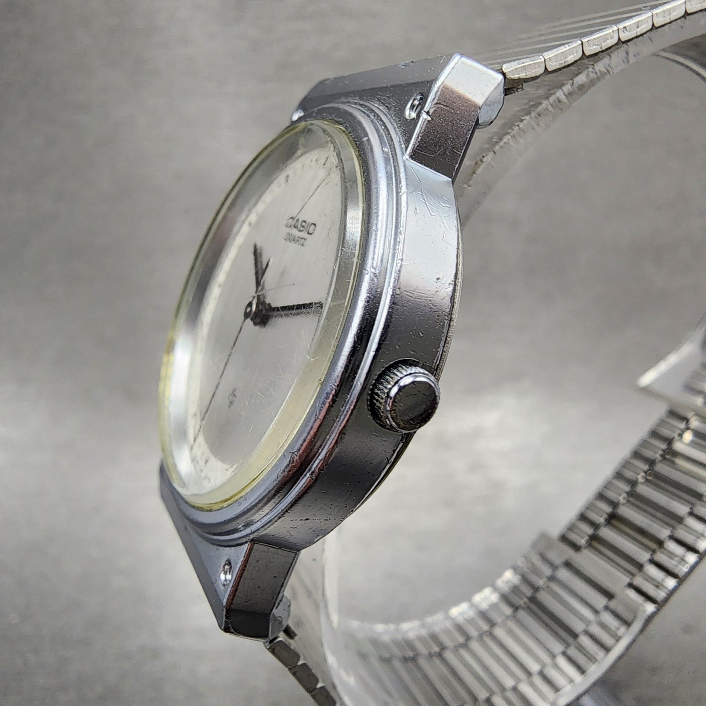 Casio MQ331 Watch Men 32mm Silver Dial Silver Tone Round New Battery Vintage2