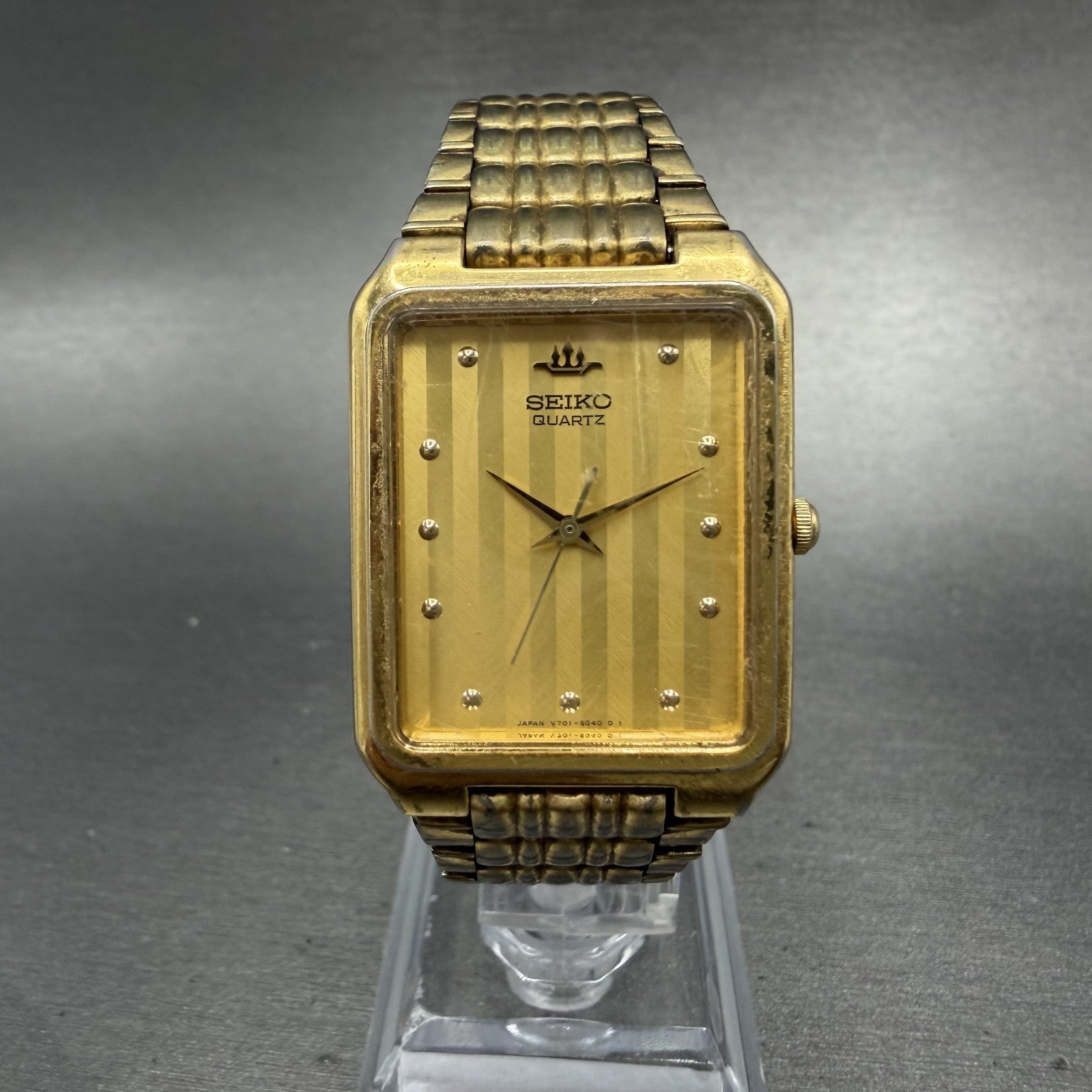 Seiko Tank Watch Men 26mm Champagne Dial Gold Tone Rectangle V701-5J00 PARTS0