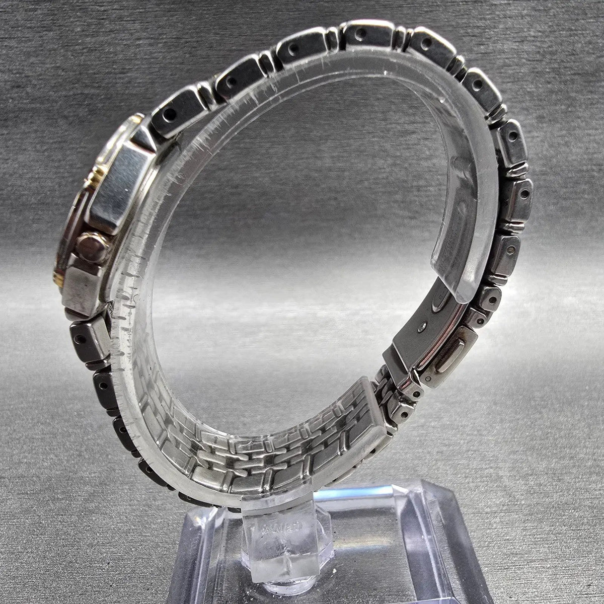 Seiko Watch Women 26mm Blue Dial Two Tone Date Round 7N82-0AT0 New Battery6