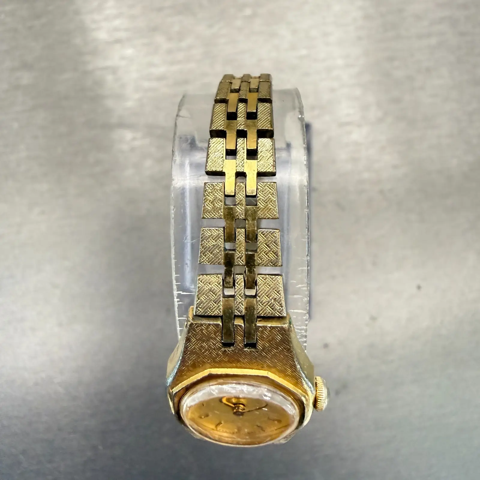 Seiko Watch Women 17mm Gold Dial Gold Tone Oval 5420-0130 New Battery Vintage4