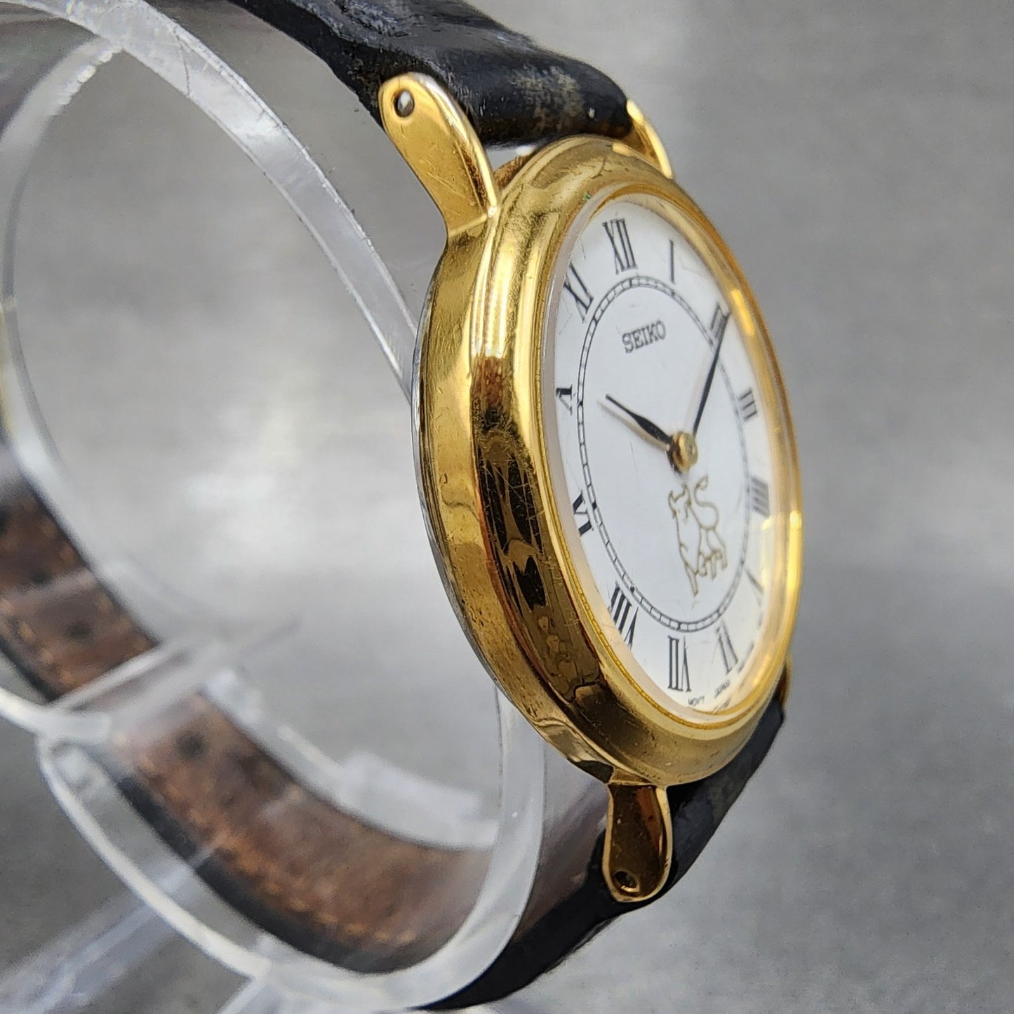 Seiko Watch Women 26mm White Dial Gold Tone Round 1n000d59 New Battery3