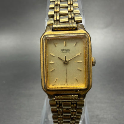 Seiko Tank Watch Women 18mm Champagne Dial Gold Tone Rectangle V401-5129 NewBatt0