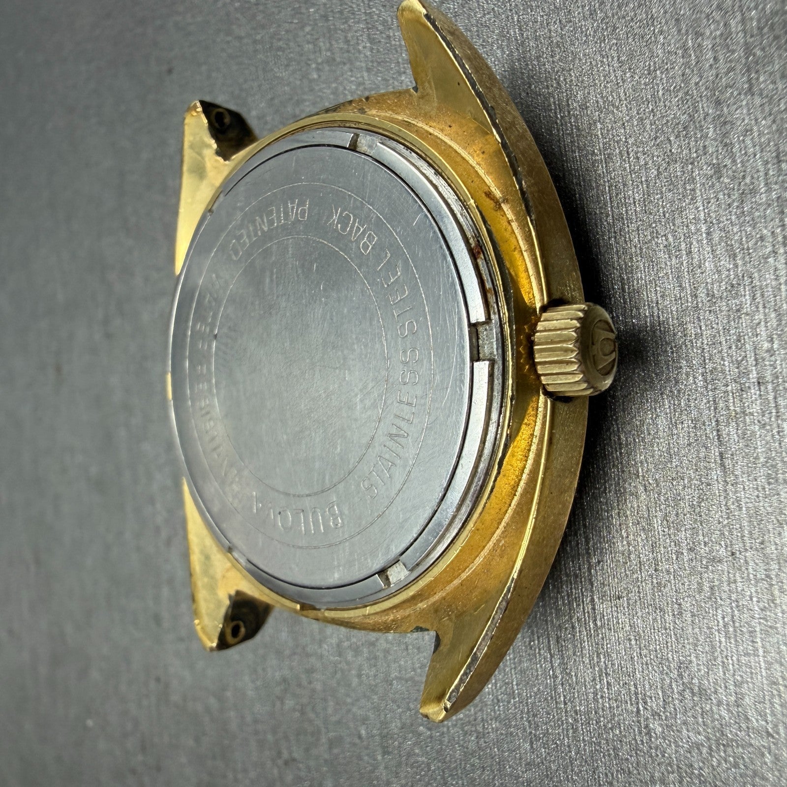 Bulova Accutron Watch Men 35mm Champagne Dial Gold Tone Date Round PARTS Vintage10
