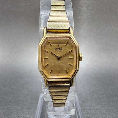 Seiko Watch Women 16mm Champagne Dial Gold Tone Octagon 2c205760 New Battery0