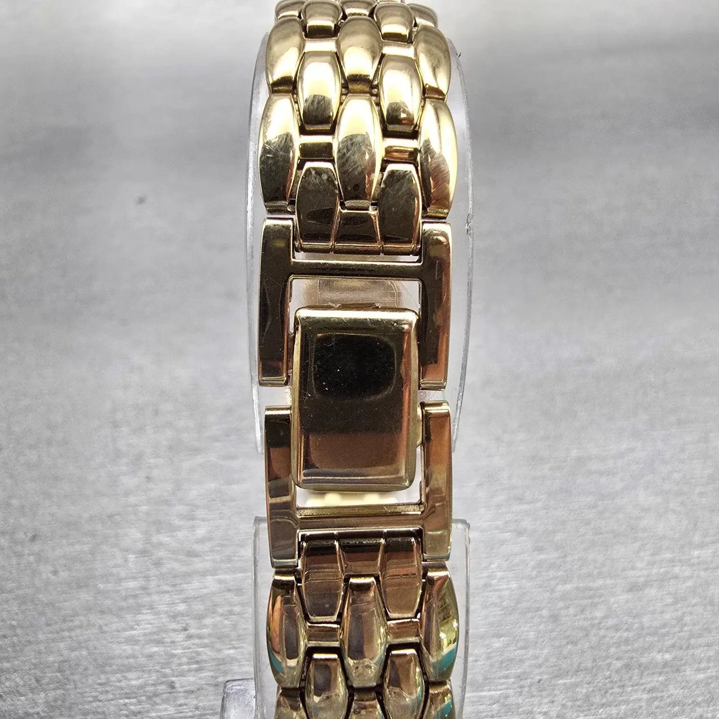 Seiko Watch Women 24mm White Dial Gold Tone Round 1N00-1E19 New Battery Vintage7