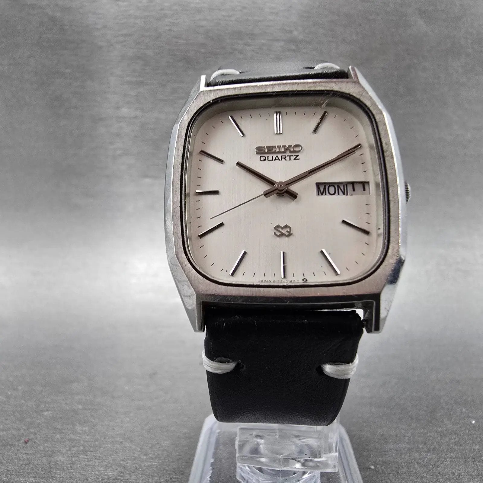 Seiko SQ Watch Men 32mm Silver Dial Silver Tone Daydate 8123-5129 New Battery VH5