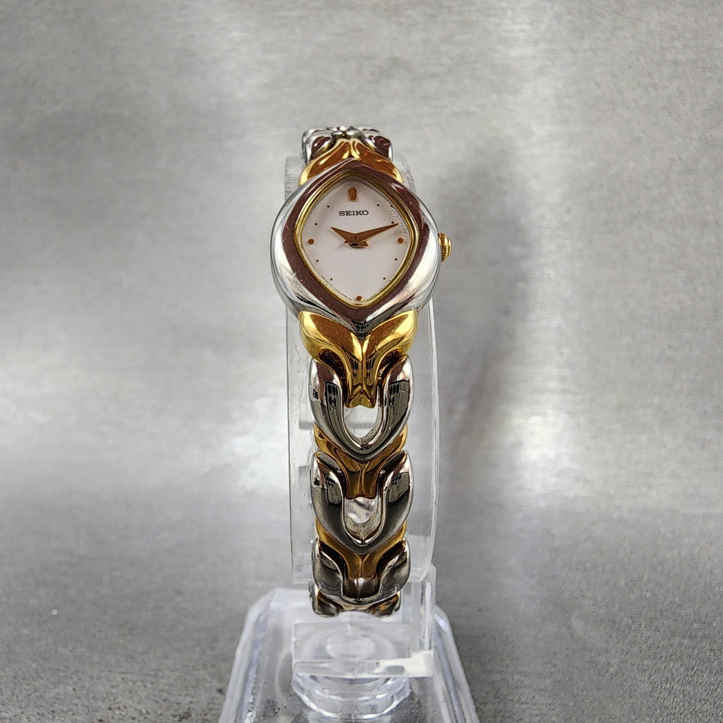 Seiko Watch Women 17mm White Dial Two Tone Oval 4n006581 New Battery5