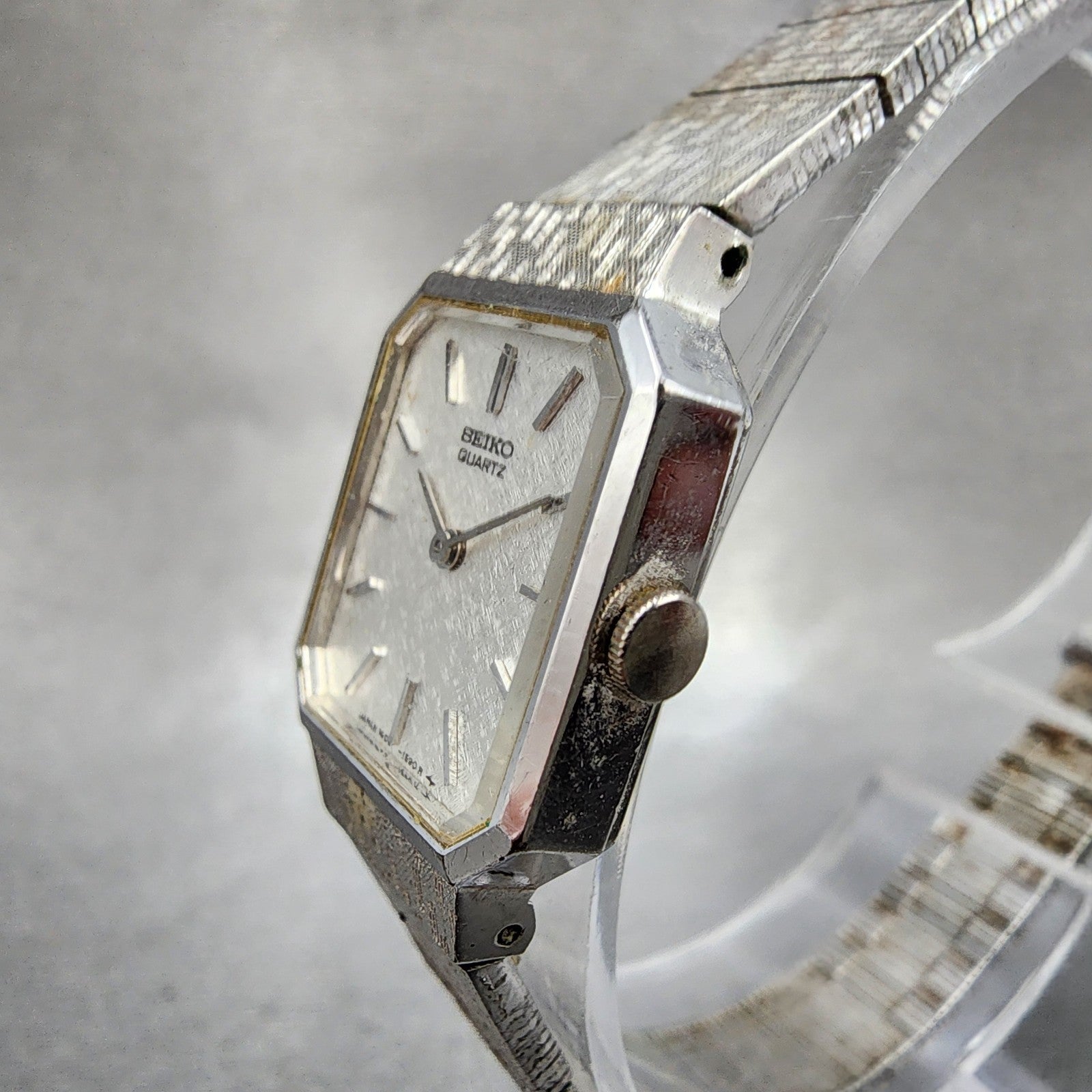 Seiko Watch Women 18mm Silver Dial Silver Tone Octagon 14005499 New Battery2