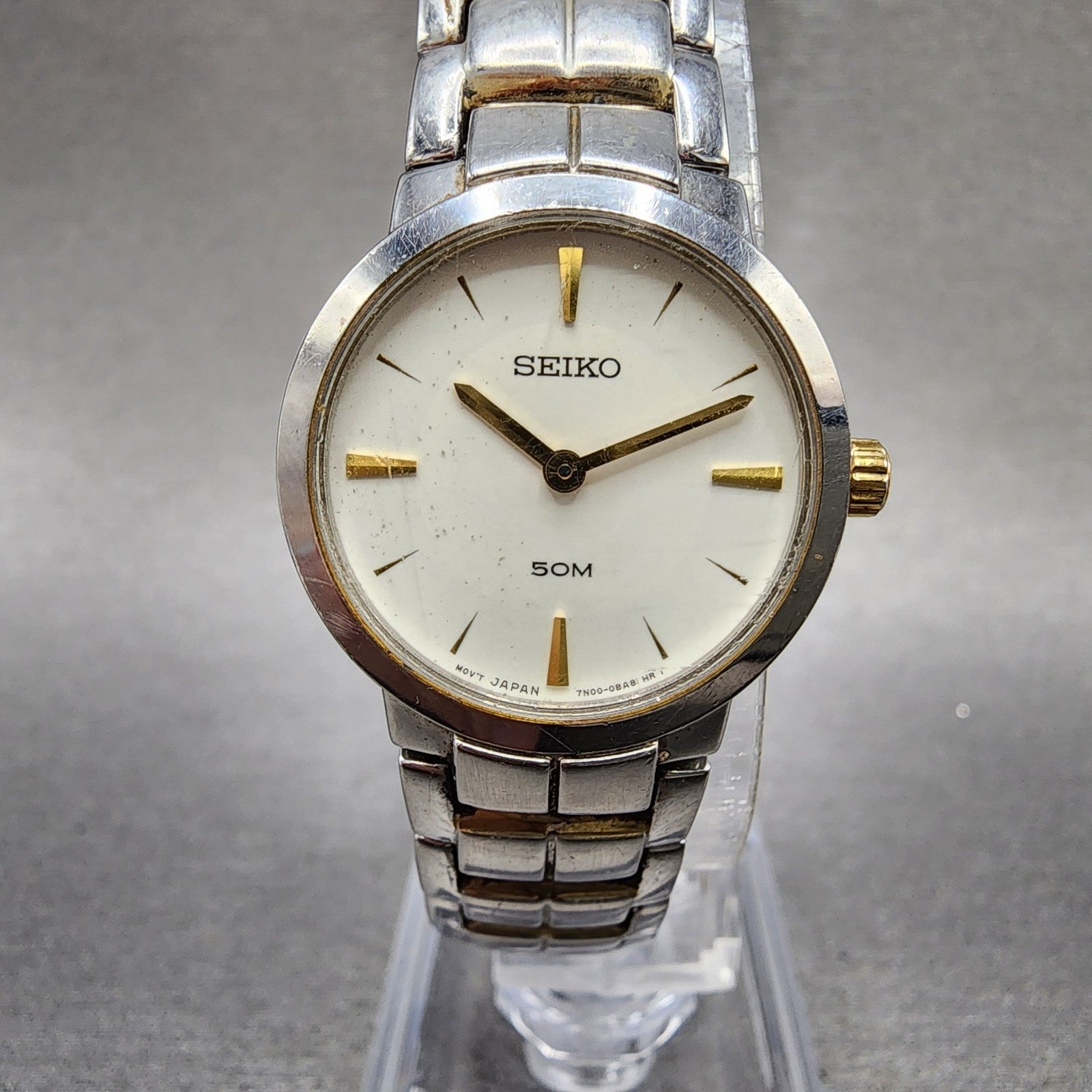 Seiko 50m Watch Women 25mm White Dial Two Tone Round 7n000ar0 New Battery0
