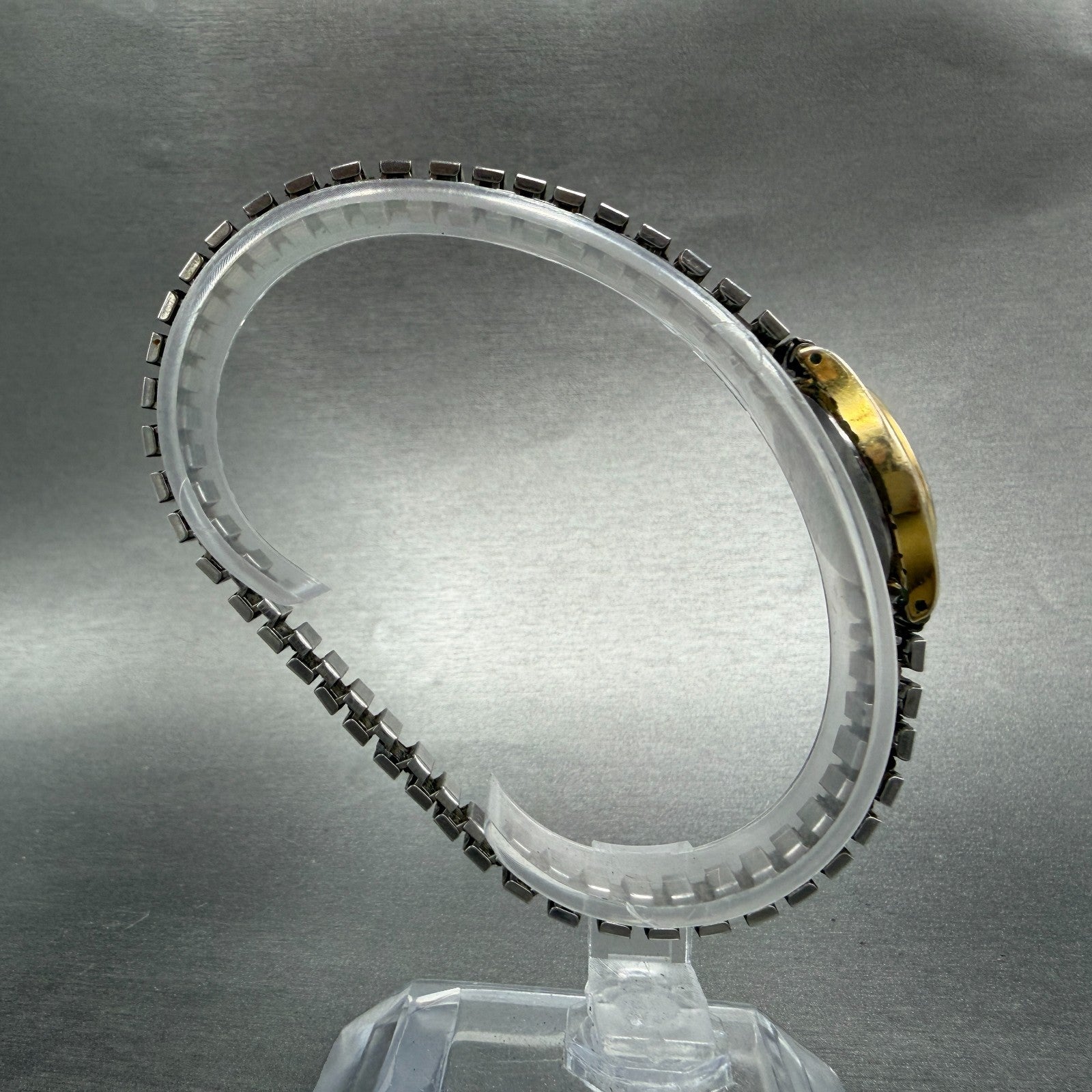 Seiko Watch Women 20mm Champagne Dial Gold Tone Round 2Y01-0A19 New Battery VTG18