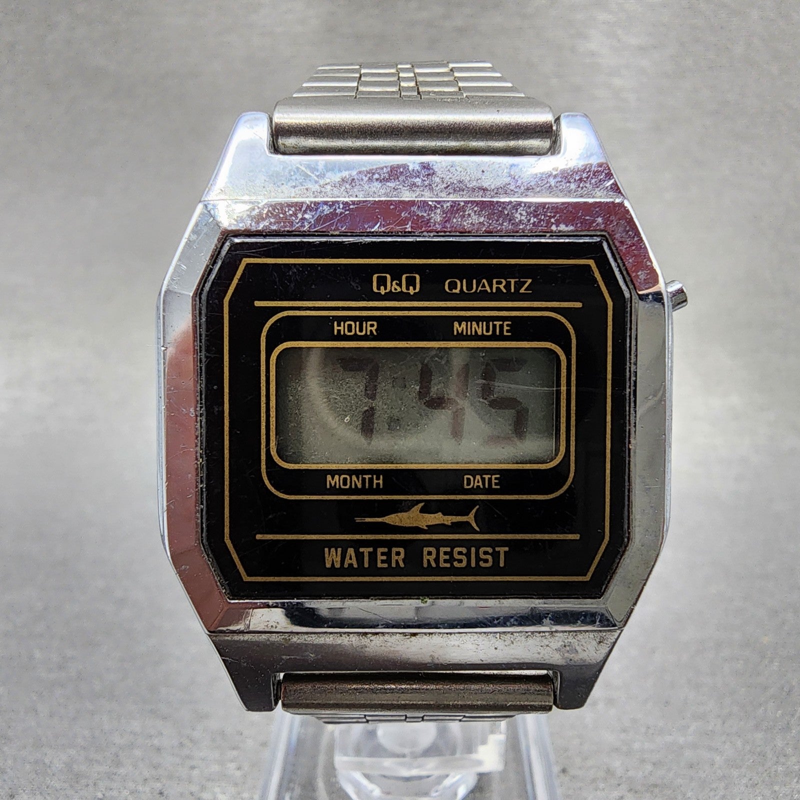 Citizen Q&Q Digital Watch Men 33mm Digital Black Dial Steel Octaogn New Battery1