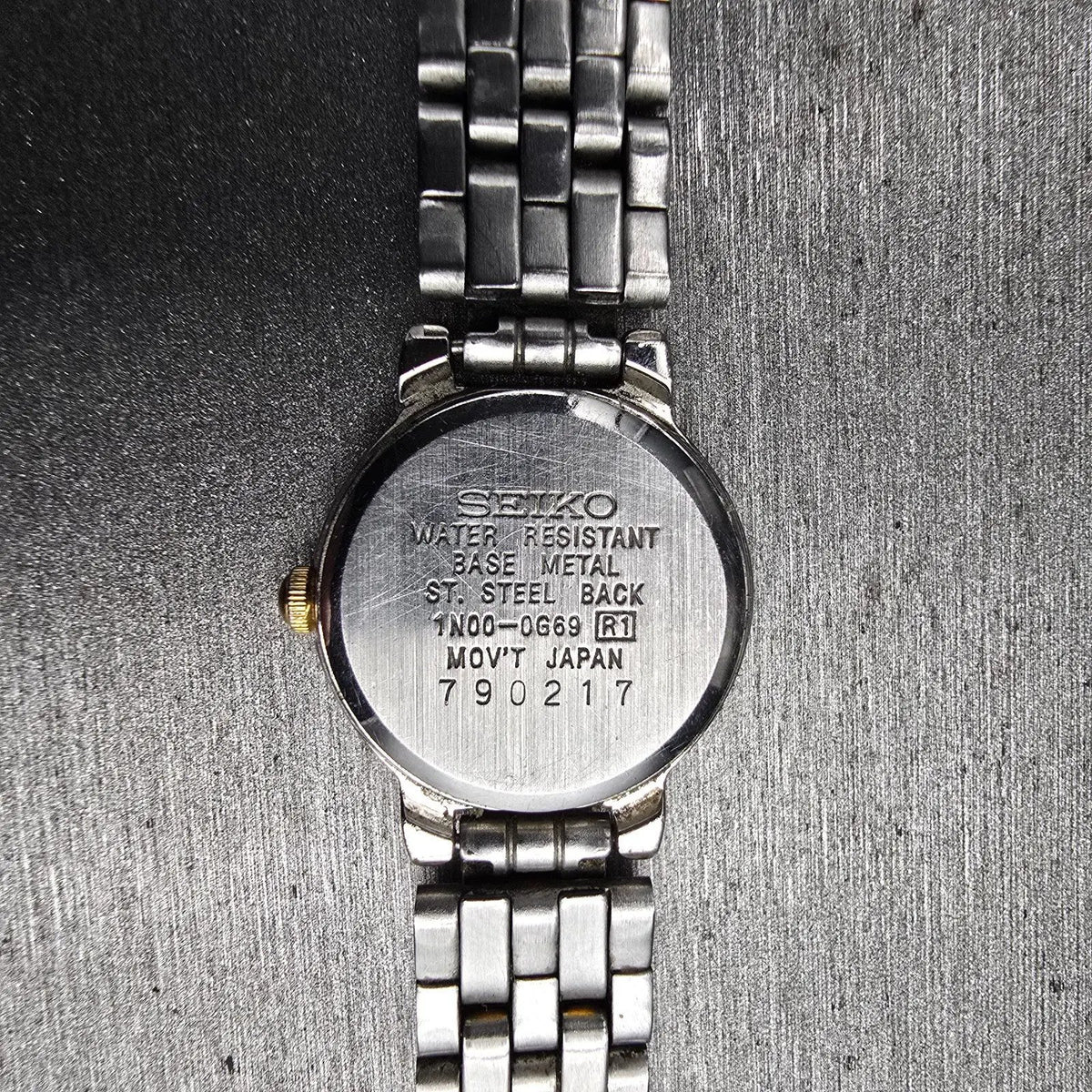 Seiko Watch Women 19mm Silver Dial Silver Tone Round 1N00-0G69 New Battery JP310