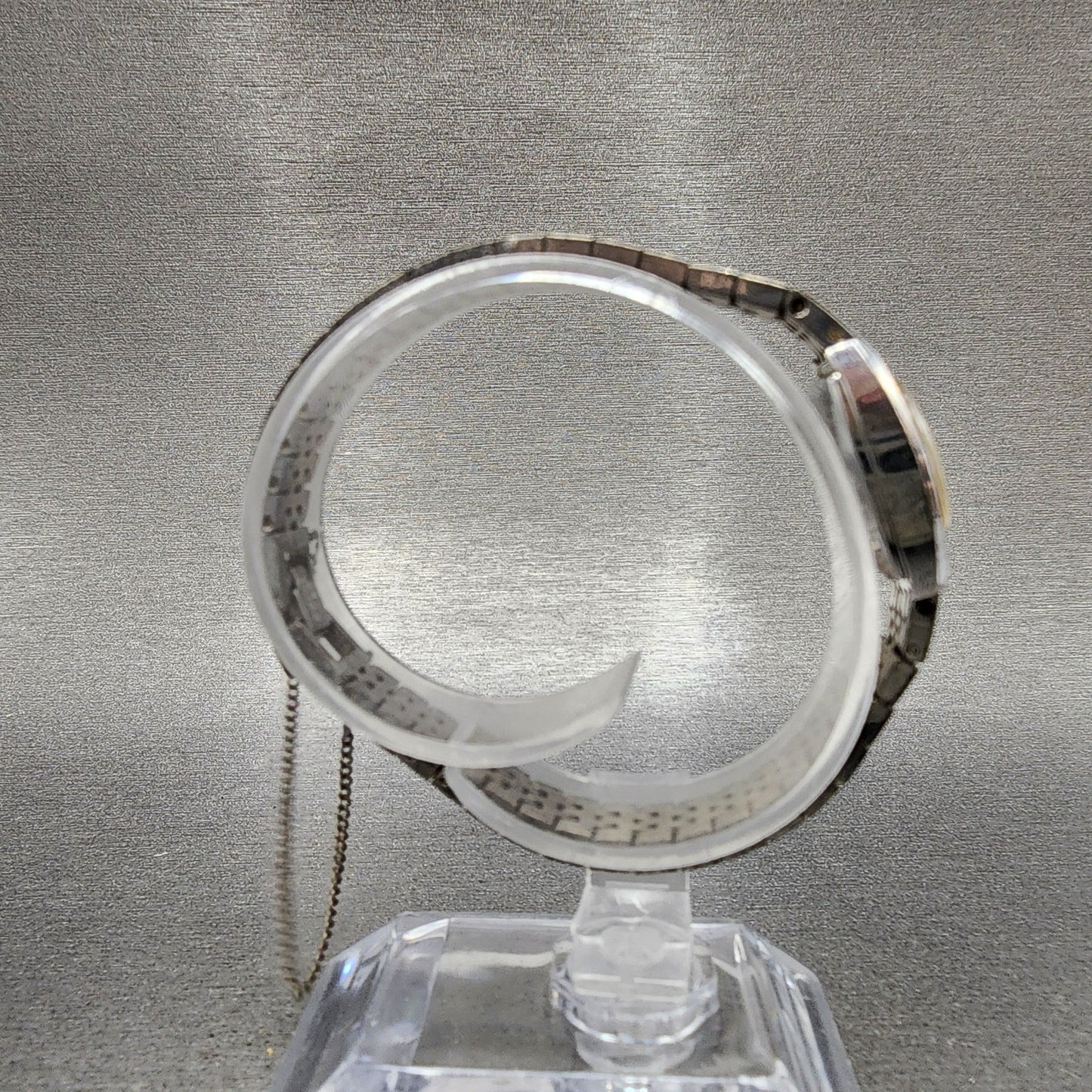Seiko Watch Women 16mm Silver Dial Silver Tone Oval Manual 117060 Runs8