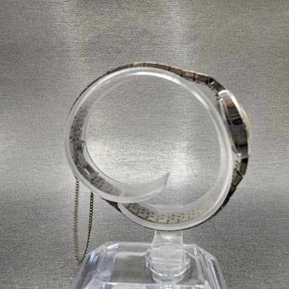 Seiko Watch Women 16mm Silver Dial Silver Tone Oval Manual 117060 Runs8