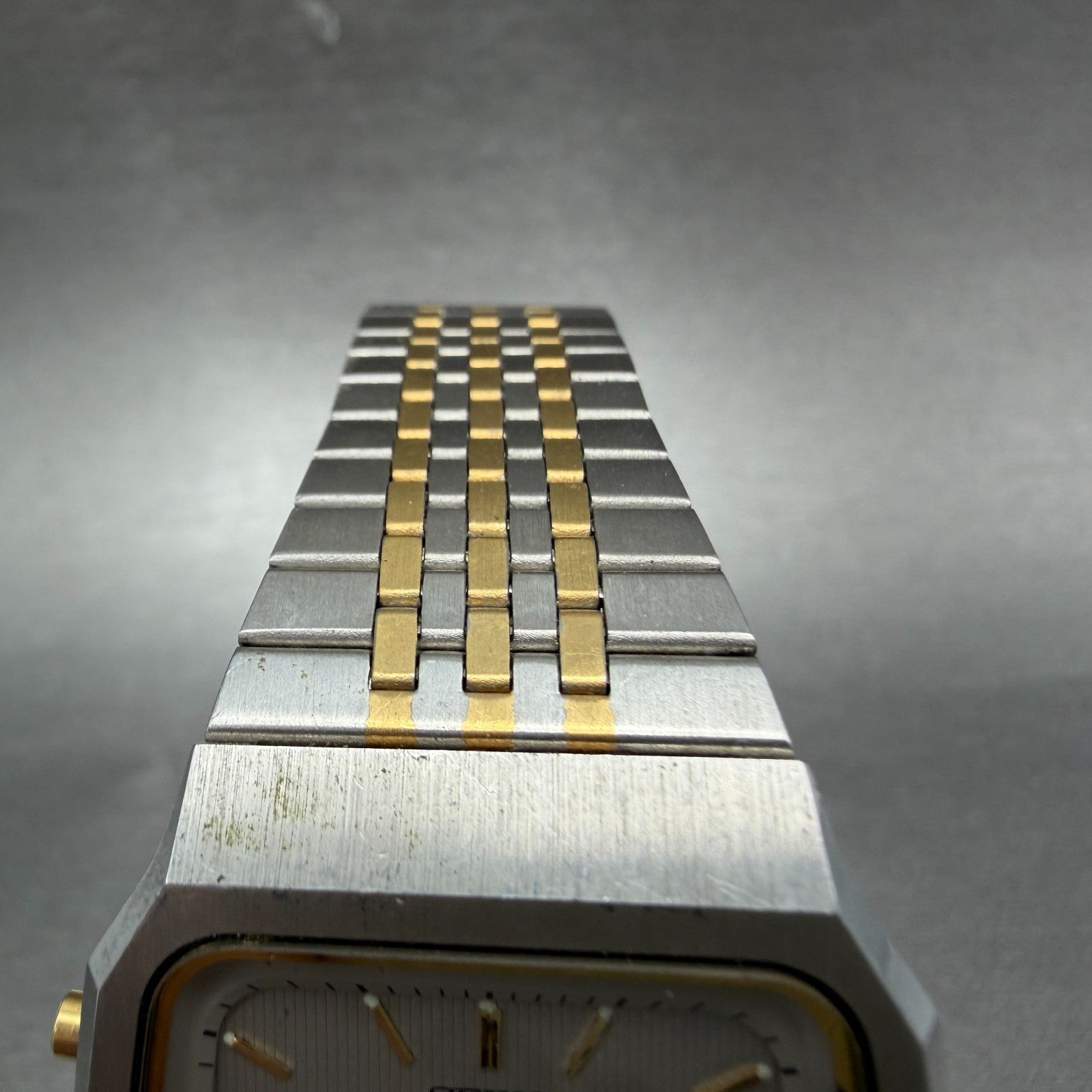 Seiko Analog Digital Watch Men 33mm Gray Dial Two Tone Rectangle H601 NewBat4