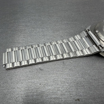 Seiko SQ Watch Men 34mm Black Dial Silver Tone Daydate 8223-5089 SAMPLE11