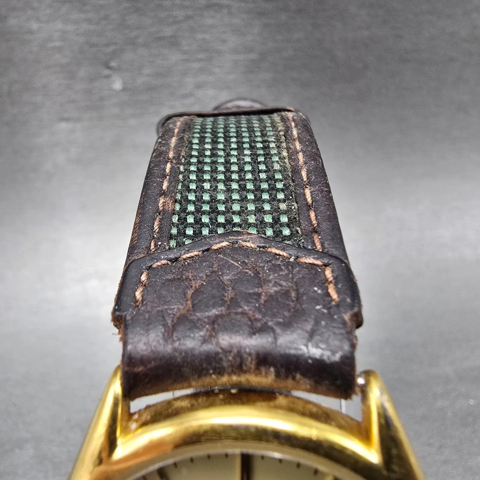 Bulova Watch Men 33mm Champagne Dial Gold Tone Date Round 97B43 New Battery4