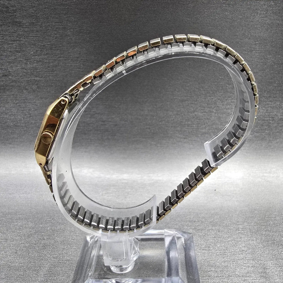 Seiko Watch Women 19mm Champagne Dial Gold Tone Rectangle 5421-5110 New Batt JP76