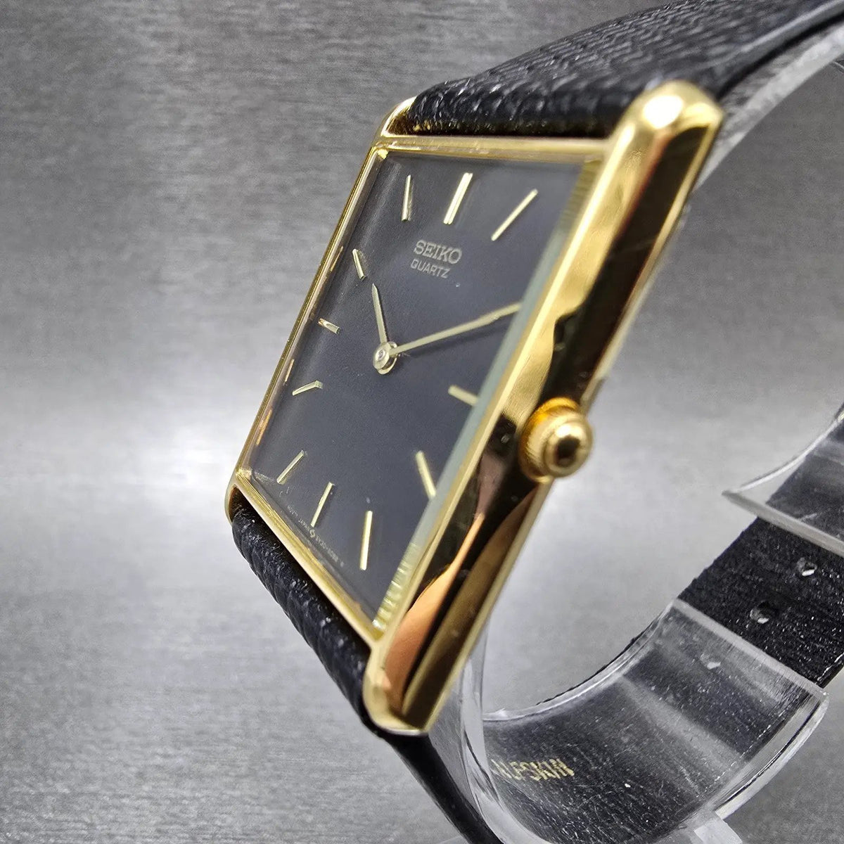 Seiko Tank Watch Men 25mm Black Dial Gold Rectangle 5Y30-5069 New Battery JP23