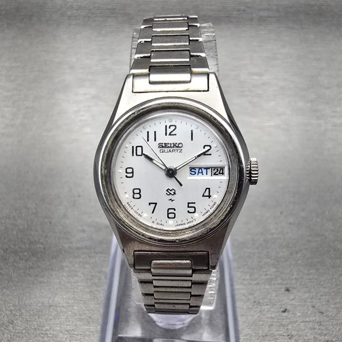 Seiko SQ Watch Women 23mm White Dial Silver Tone Daydate 8523-0039 New Battery0