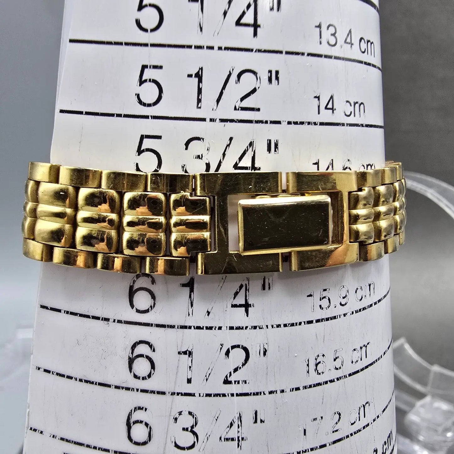 Seiko Watch Women 19mm Cream Dial Gold Tone Round Vintage V401-0988 New BatteryK10