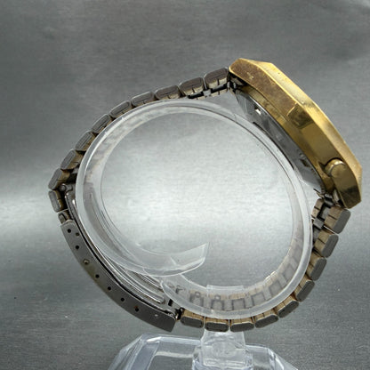 Seiko Digital Watch Men 35mm LCD Gold Tone Month Date 0439-4019 VTG PARTS9