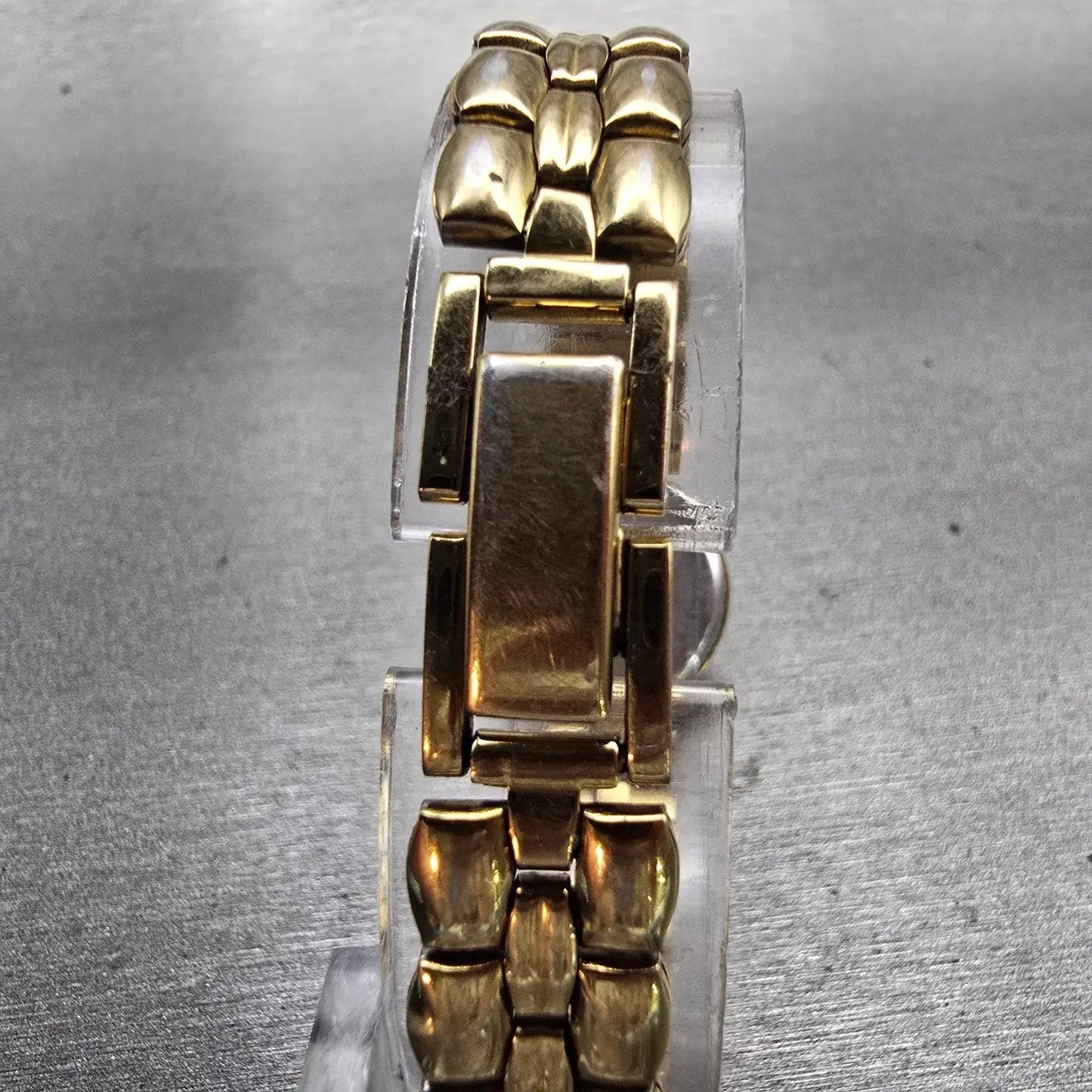Citizen Watch Women 20mm Black Dial Gold Tone Round 3220-S38192 New Battery VTG7