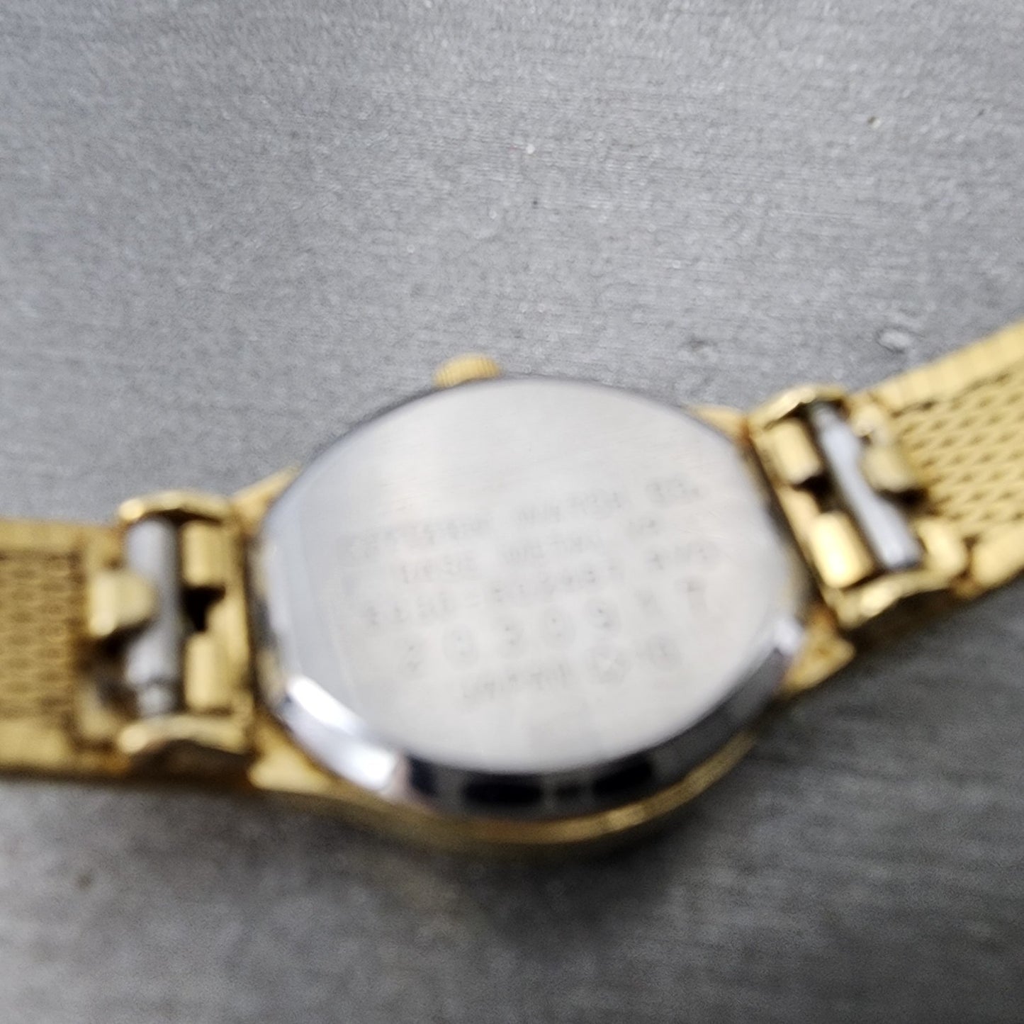 Citizen Watch Women 18mm Black Dial Gold Tone Round 5930R02467 New Battery9