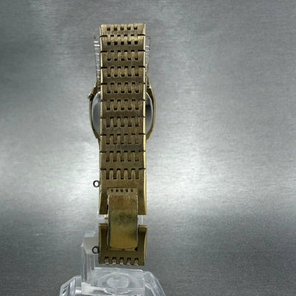 48022027