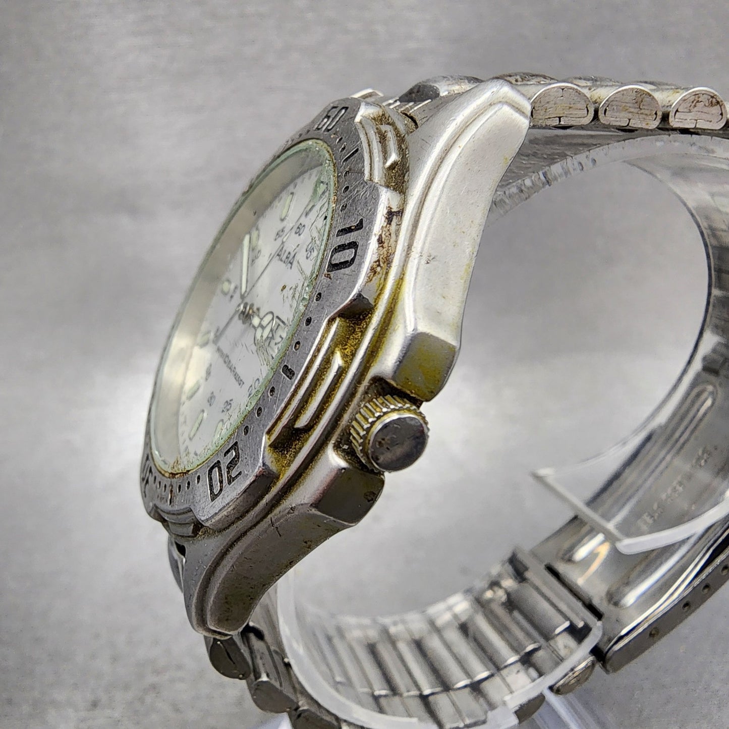 ALBA Dive Watch Men 41mm White Dial Silver Tone Daydate Round V7438B60 PARTS3