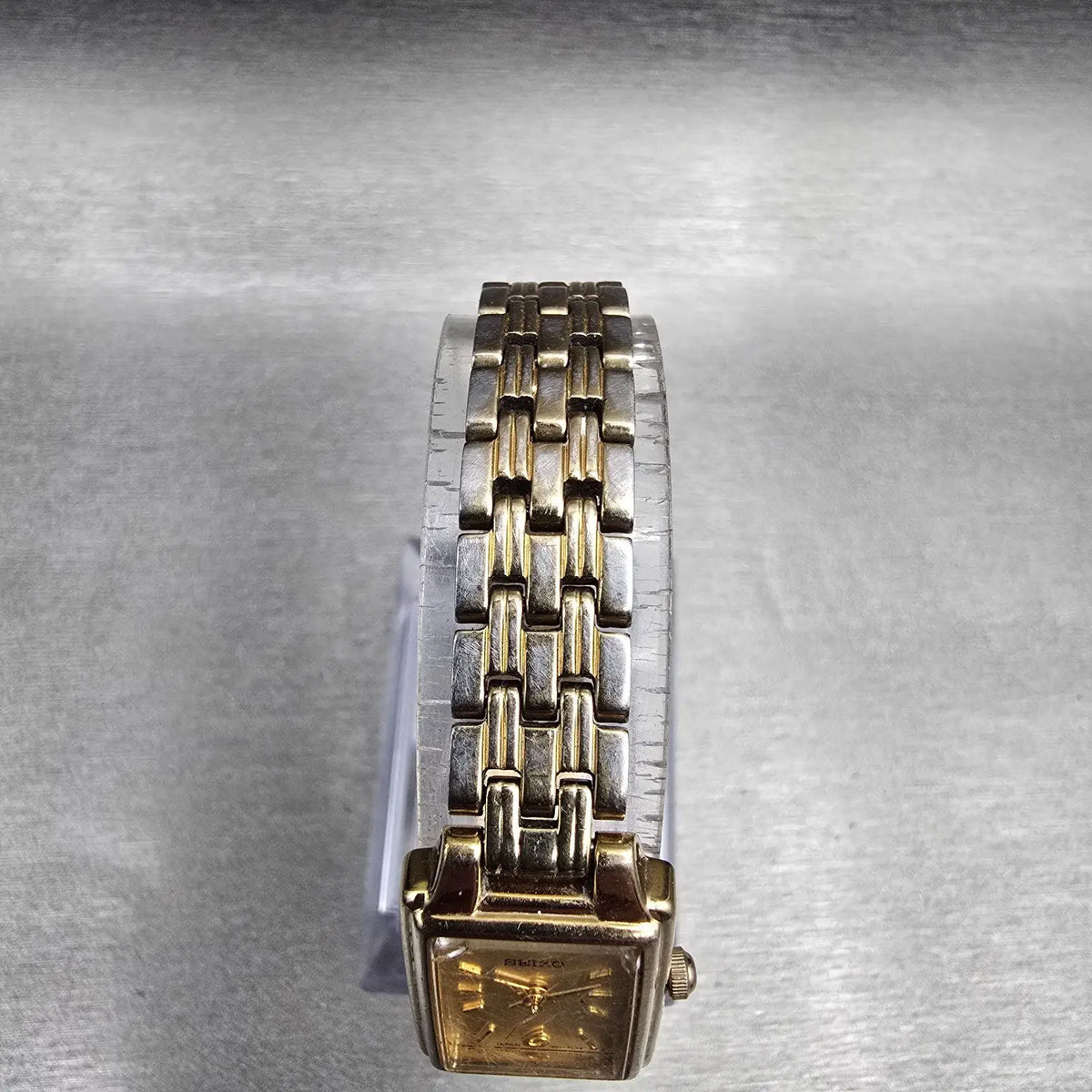 Seiko Watch Women 16mm Gold Dial Gold Tone Rectangle 1N01-0FH0 New Battery JP344