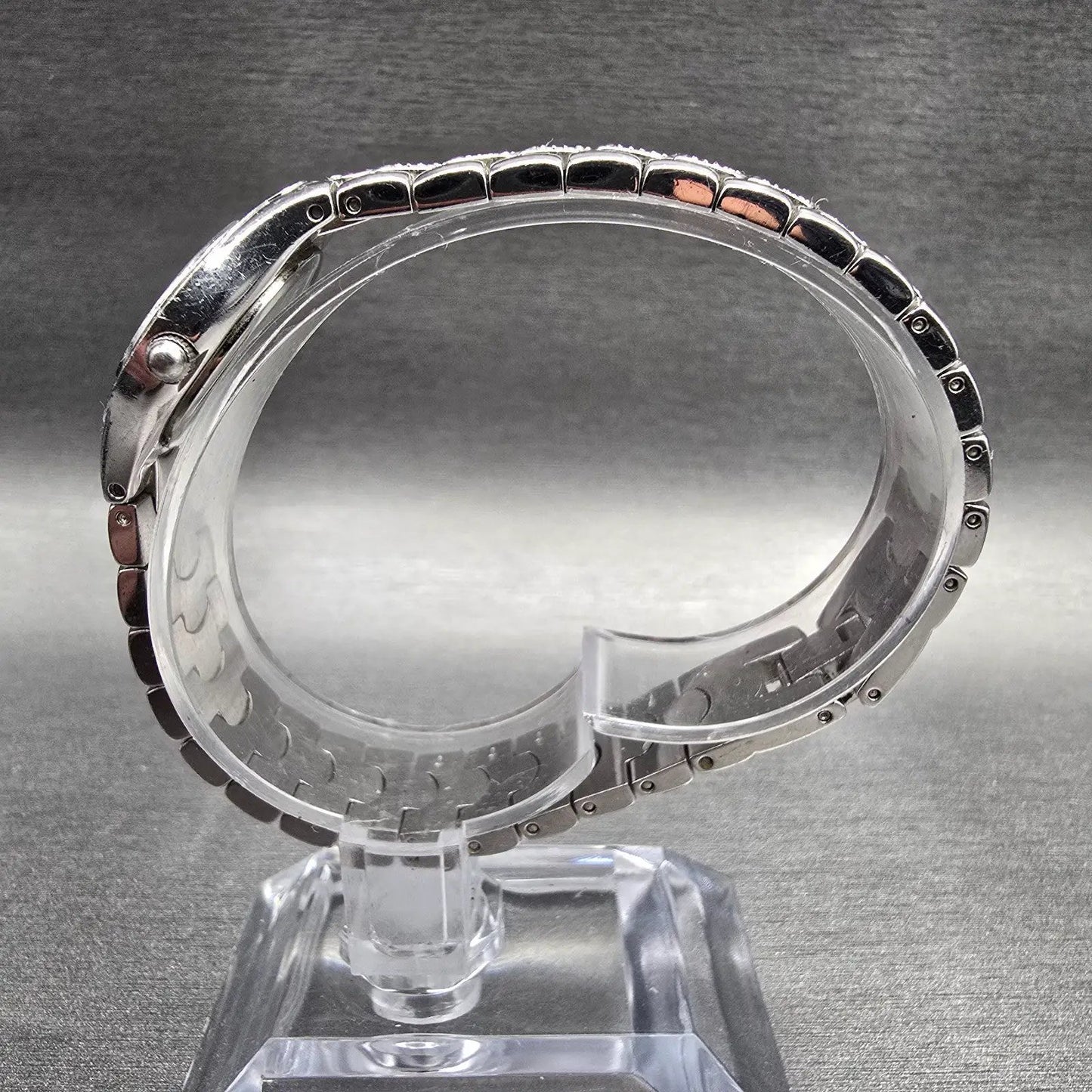 Bulova Watch Women 22mm MOP Dial Silver Tone Crystal Bezel 96T14 New Battery6