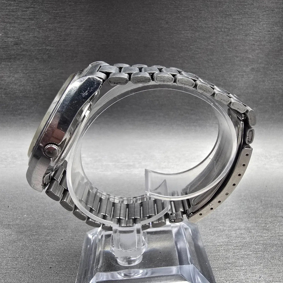 Seiko SQ Watch Men 37mm Black Dial Silver Tone Daydate Round 7546-8049 New Batt6