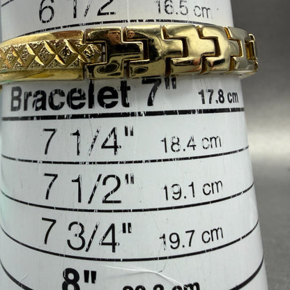 Elgin Watch Women 18mm MOP Dial Gold Tone Oval EG8074 Diamond New Battery10