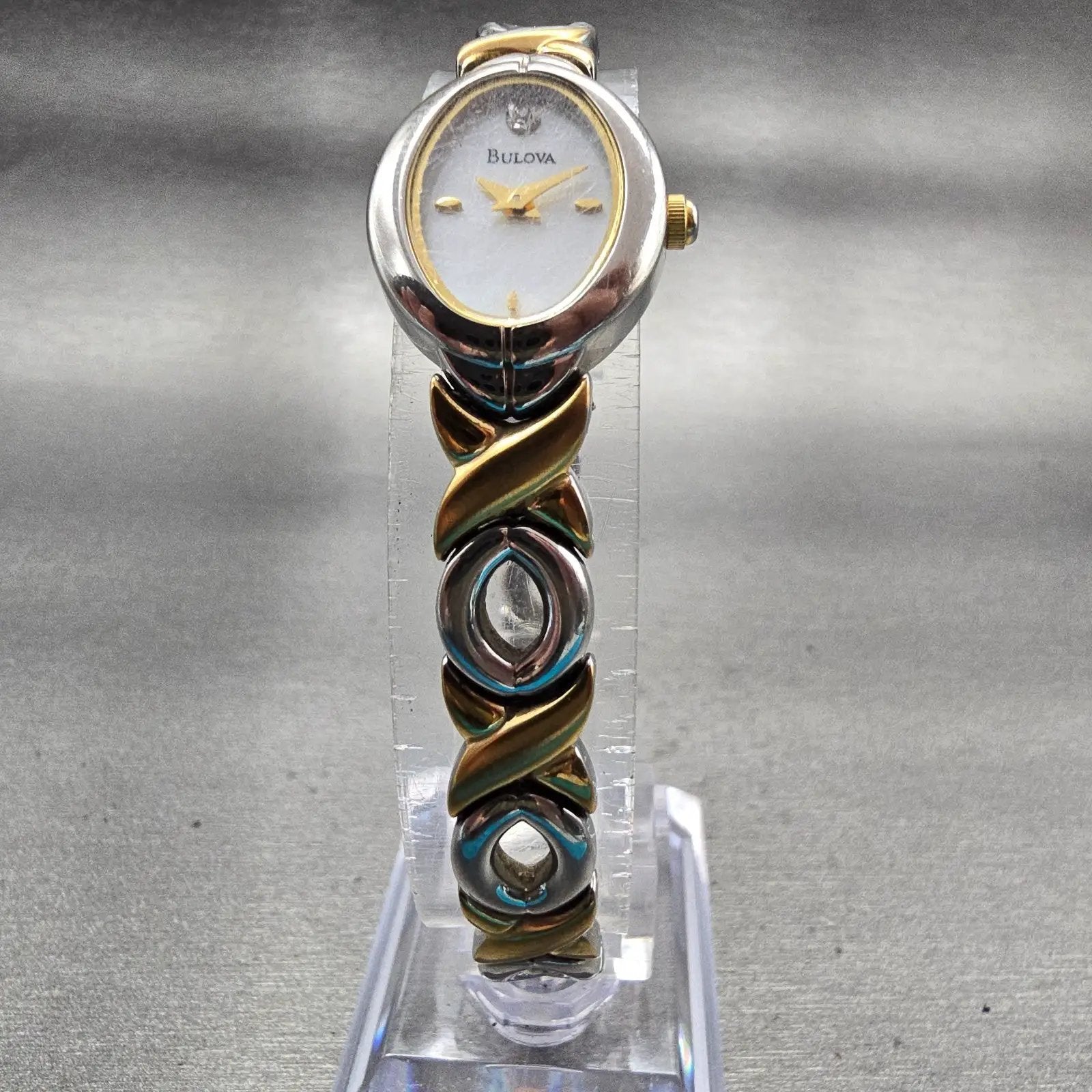 Bulova Watch Women 17mm MOP Dial Gold Tone Oval Diamond 83P24 New Battery5