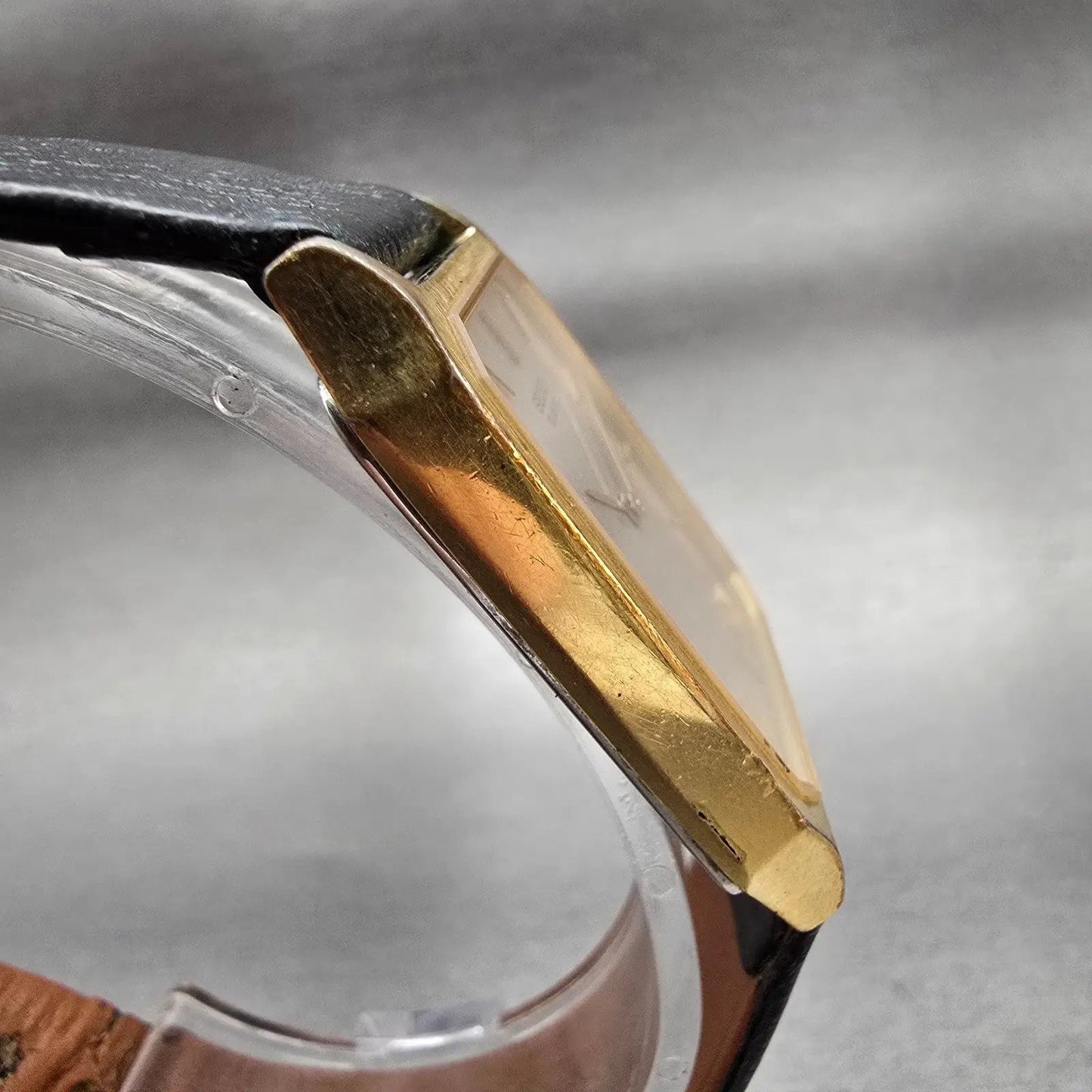 Seiko Watch Men 27mm Silver Dial Gold Tone Rectangle 5P30-5D30 New Battery VTG3